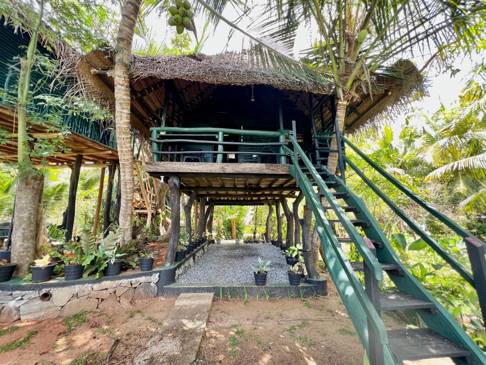 Lake Face Cabana Тисамахарама Екстериор снимка